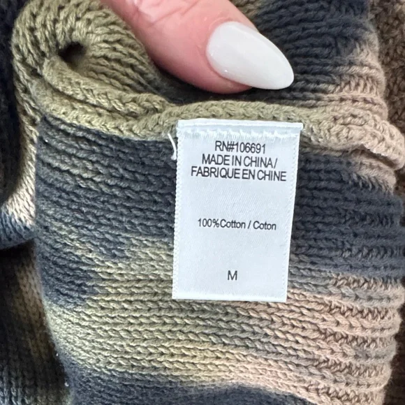 🌼YFG🌼 Chunky Tie-Dye Pullover Sweater, Size M - Picture 3 of 10